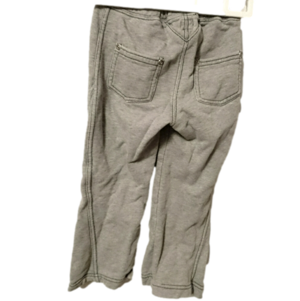Roots sweatpants for 3 year old​ - Picture 2 of 3